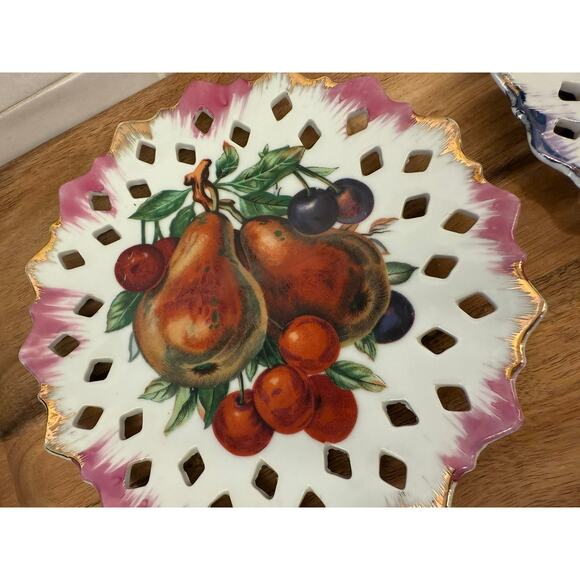 Reticulated Porcelain Fruit Plates - Set of Two - Picture 2 of 5